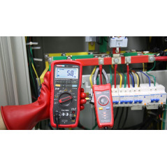 UNI-T UT197PV Solar Pro multimeter | Soldeerbout-shop.nl