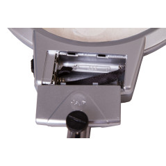 Levenhuk Zeno Desk D9 Vergrootglas met verlichting op zwanenhals met tafelklem | Soldeerbout-shop.nl