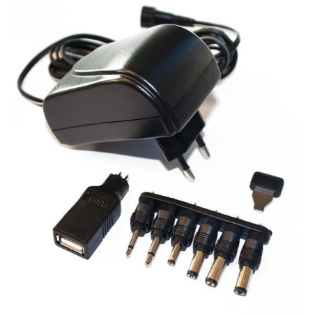 PeakTech 3127B Universele voedingsadapter DC 3-12V 1,5A 18W | Soldeerbout-shop.nl